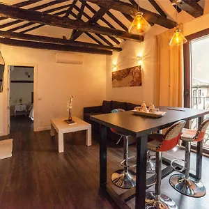 Tres Lunas Apartment Toledo