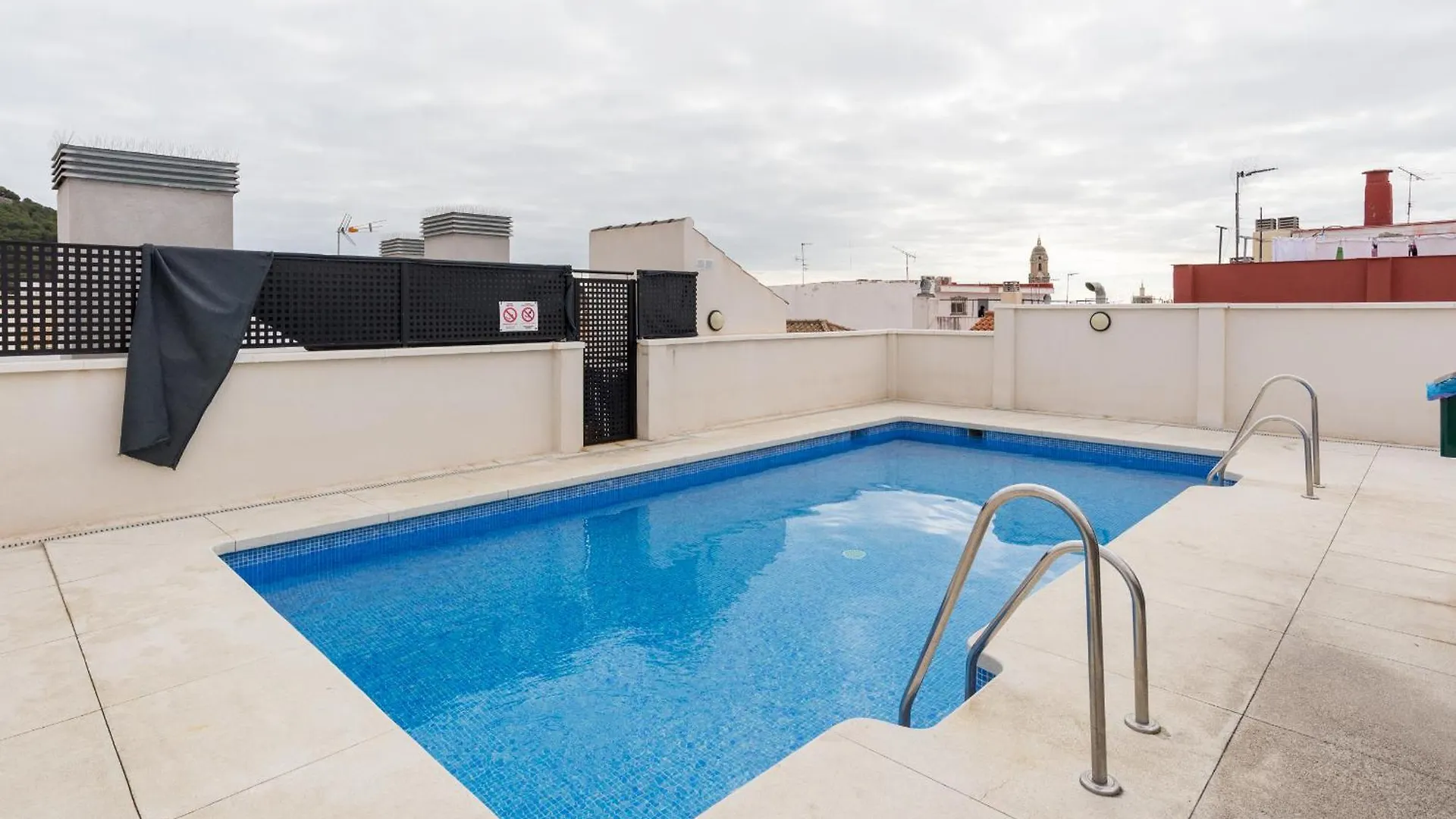 Historic Centre + Rooftop + Parking Malaga Apartment
